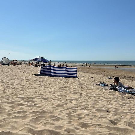 Oostende Studio Royal Ascot Q7 Met Terras En Zeezicht Op Toplocatie エクステリア 写真